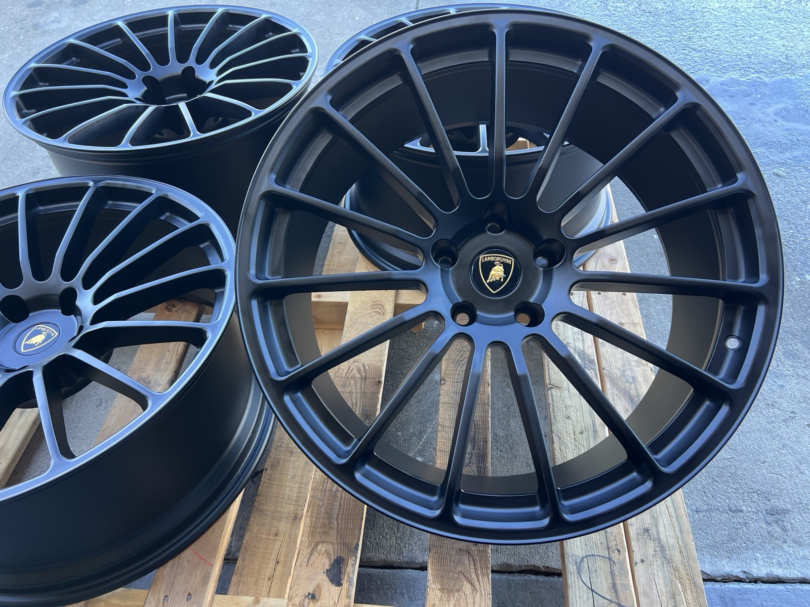 22” LAMBORGHINI URUS PERFORMANTE Factory OEM Stock Original SIRENIS Wheels Rims