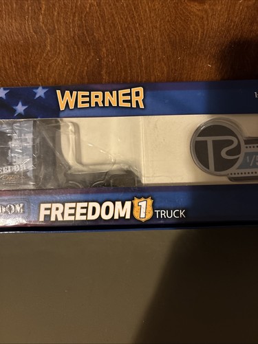 WERNER OPERATION FREEDOM (tractor only) 1:53 TONKIN REPLICAS New in Box - Picture 3 of 8