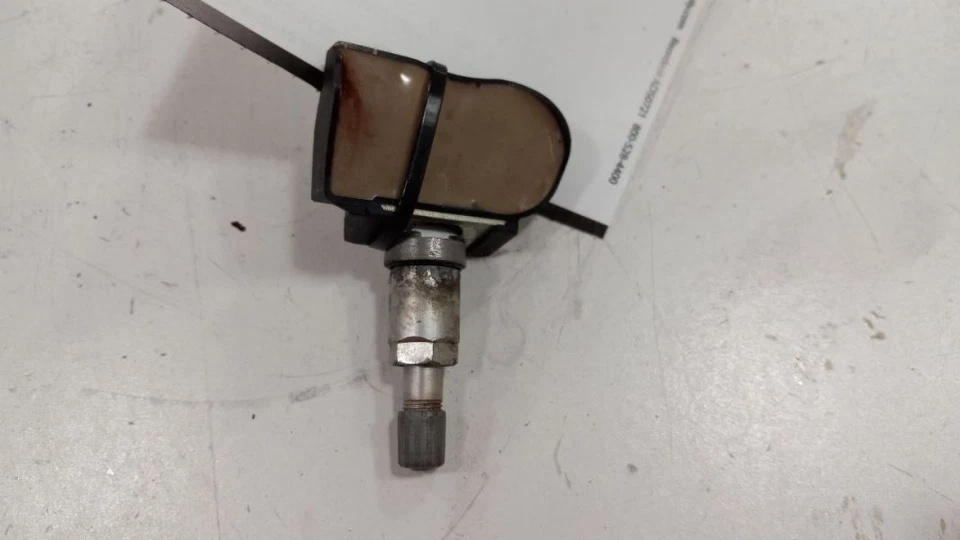 Sensor sistema monitor presión neumáticos Mazda 6 TPMS 2013 2012 2011 2010 2009 Foto 2 de 4