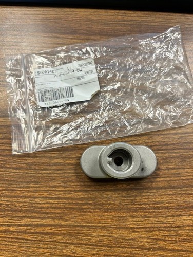 DeWalt 748-06644-DW Blade Adaptor for DeWalt Mowers