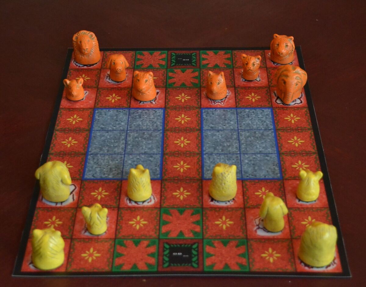 Dou Shou Qi (Jungle Game or Animal Chess) set.JPG