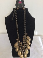 Paparazzi Set Of Chain And Earrings Brand New