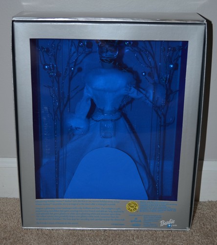 Barbie Holiday Visions 2003 edición especial Winter Fantasy primera en la serie - Imagen 4 de 5