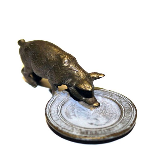 Vienna Bronze Cast Pig Eating From Tray - Picture 2 of 8