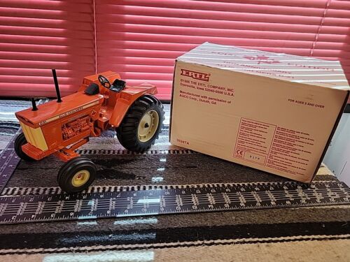 Ertl Allis Chalmers D21 1/16 Diecast Farm Tractor Replica Collectible - Picture 3 of 16