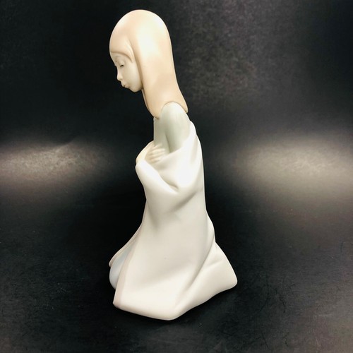 Lladro #4671 Belén Infantil Virgen María Escultor Juan Huerta *Retirado - Imagen 4 de 6