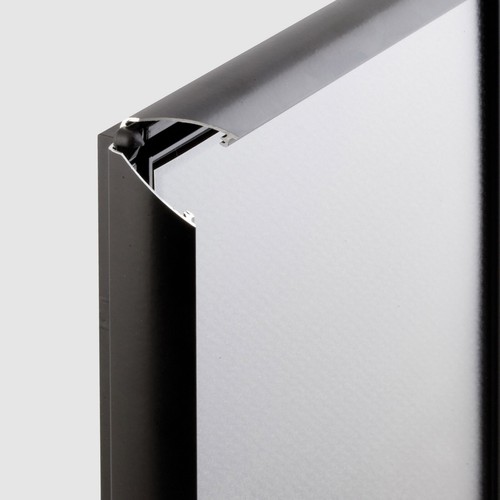 Opti Snap Cornice Poster 8,5x11 Pollici Alluminio Nero Caricamento Frontale (Confezione da 20) - Foto 6 di 6