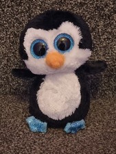 TY WADDLES THE PENGUIN WITH GLITTERY FEET..