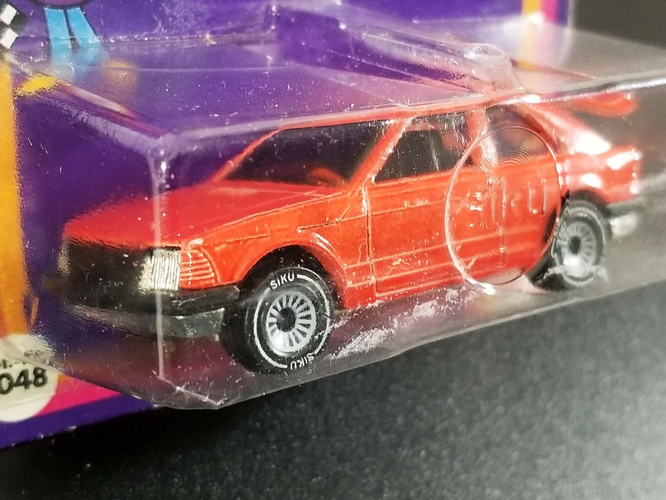 Siku Ford Escort GL / #1048 / Rare & VHTF Red Variation / Made in West Germany - Image 4 of 4