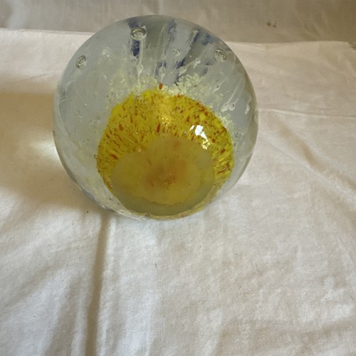 Vintage Art Glass Blown Dolphins Tropical Fish Aquarium 4” Globe Paperweight - Picture 9 of 9
