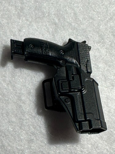 1:6 Scale 9mm P226 w/ Mags Accessory for 12" Figures - Picture 10 of 13