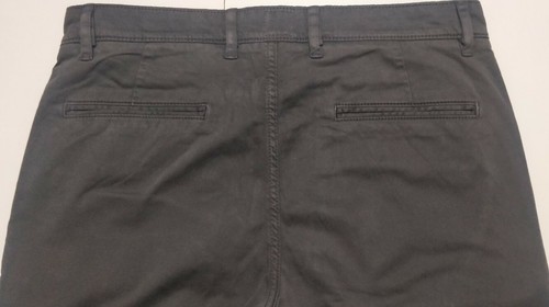 Chinos Hugo Boss para hombre ajustados de algodón elástico en marrón oscuro - Imagen 3 de 10