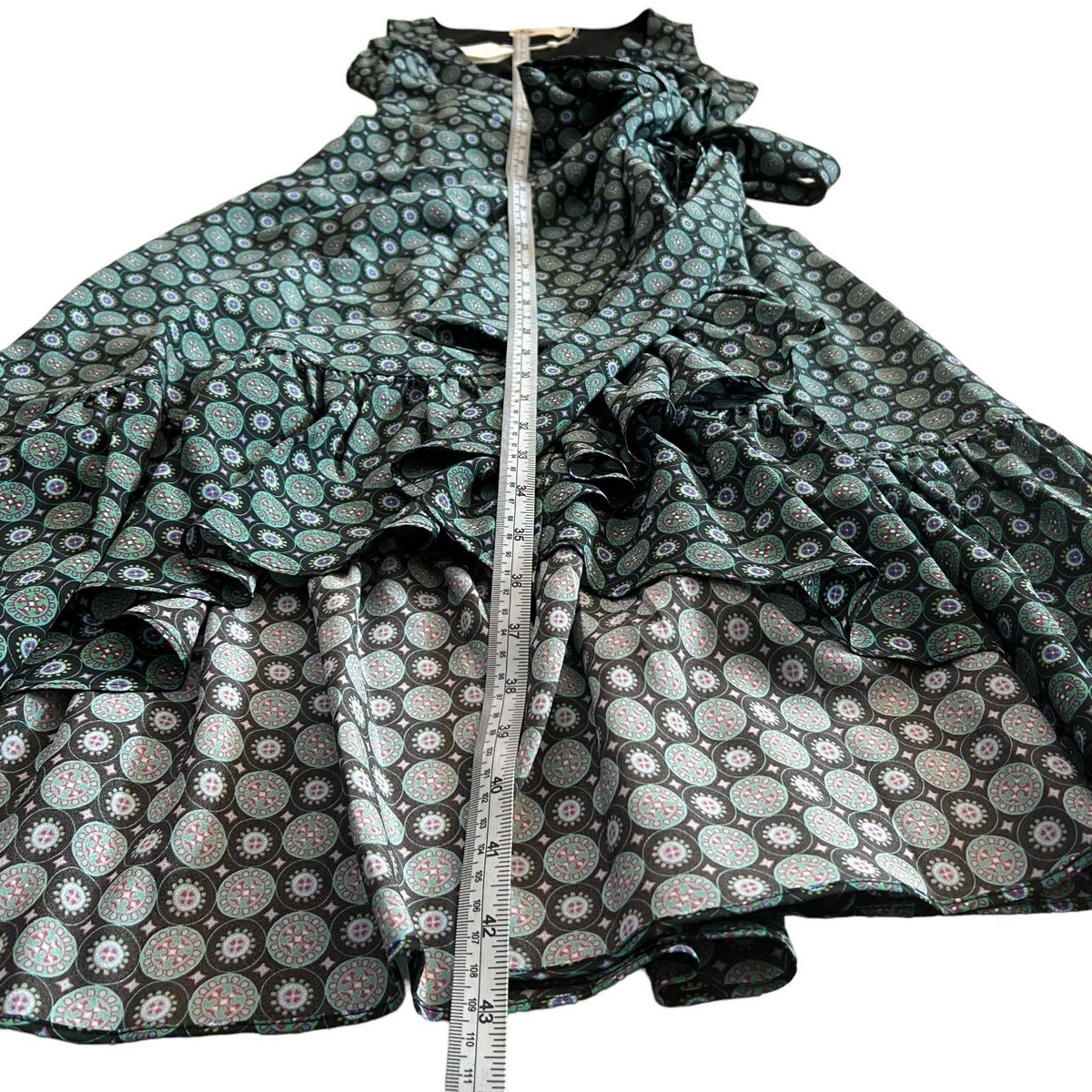 Tory Burch プリントワンピース BATIC RUFFLE WRAP Tory Burch Ruffle Wrap Dress Black Batik Medallion Size 2