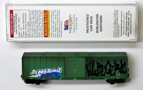 MTL Micro-Trains 02553750 Burlington Northern BN 249718 FW usurato in fabbrica - Foto 1 di 2