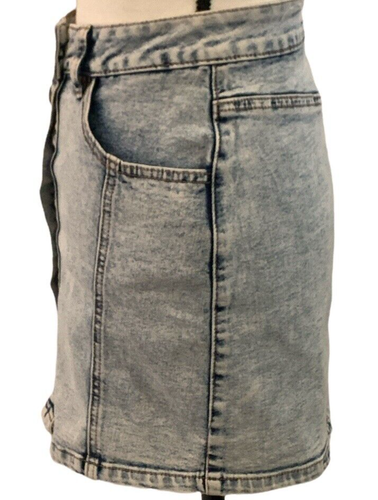 Almost Famous Womens Button Front Jean Skirt Junior Size 3 Front Pockets