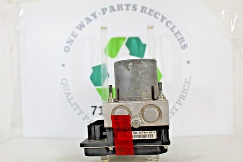 8E0614517BF Audi A4 2002-03 ABS AntiLock Brake Pump Control Module OEM 15K3 409  - Picture 2 of 8
