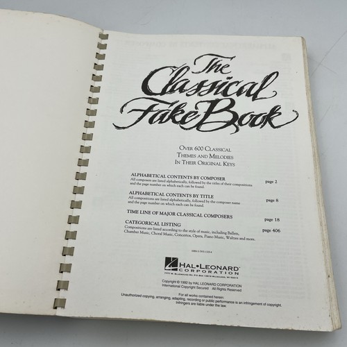 Classical Fake Book Over 600 Classical Themes and Melodies in the Original Keys - Picture 7 of 21