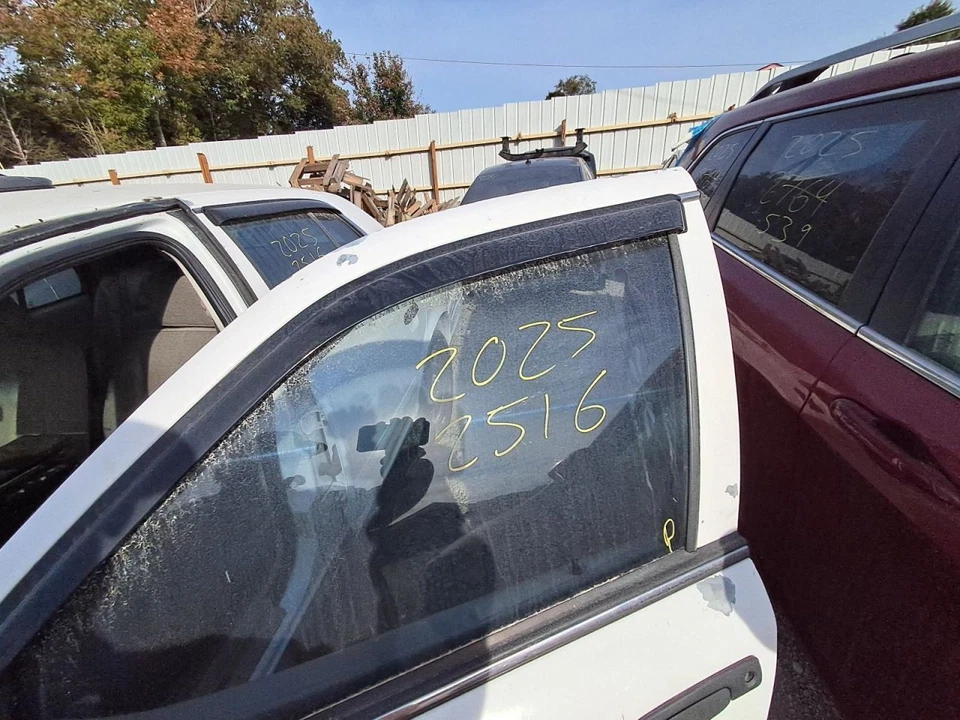 Driver Left Rear Door Glass 114.7" Wb Fits 03-11 CROWN VICTORIA 2644852 Foto 3 de 4