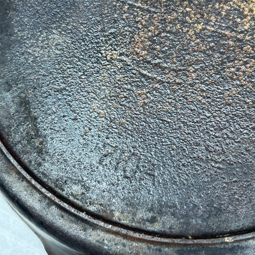 GRISWOLD Pan Cast Iron 11.25" Skillet 710A Heat Ring USA VTG - Picture 5 of 9