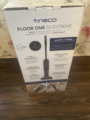 Tineco Floor One S5 Extreme pro Wet/Dry Hard Floor Cordless Vacuum - Picture 3 of 7