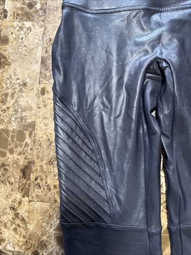 Spanxs Women’s Black Faux Leather  Leggings Size Medium - Picture 3 of 6