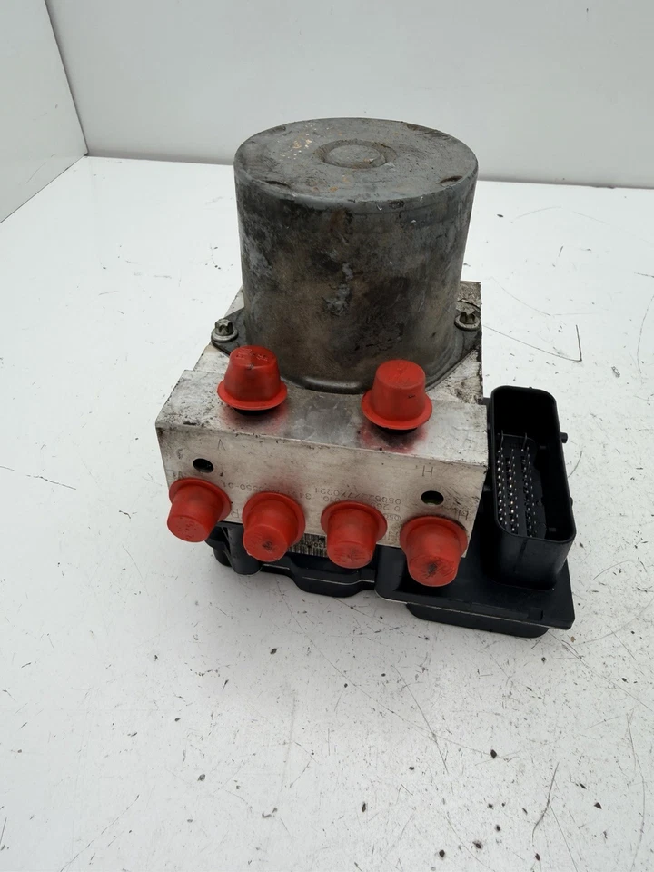 BMW 525i 530xi 530i 545i 645Ci E60 E63 2004-2007 ABS módulo de bomba de freno antibloqueo Foto 2 de 4