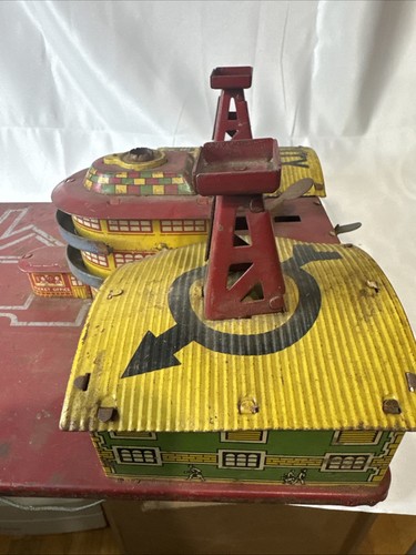Vintage Marx Tin Litho Main Street City Airport Base for Parts/Fixup/Restoration - Picture 14 of 24