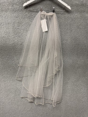 Emily Hart White Mesh Beaded Wedding Veil Women's One Size NWT - Picture 6 of 7