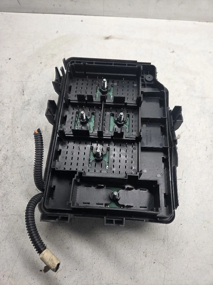 Motor de caja de fusibles compatible con 06 COBALTO 1444450 Foto 2 de 4