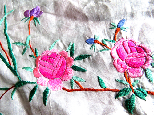 Antique Piano Shawl Silk Coat Dress Manton De Manila Embroidered Flowers 35"x35" - Picture 10 of 11