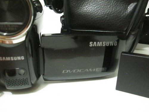 Samsung SC-DX205 DVD Camcorder UNTESTED NO CHARGER - Picture 2 of 9