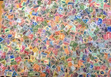 COSTA RICA STAMPS  mixture / kiloware off paper. 1 oz. (28 grams)B1