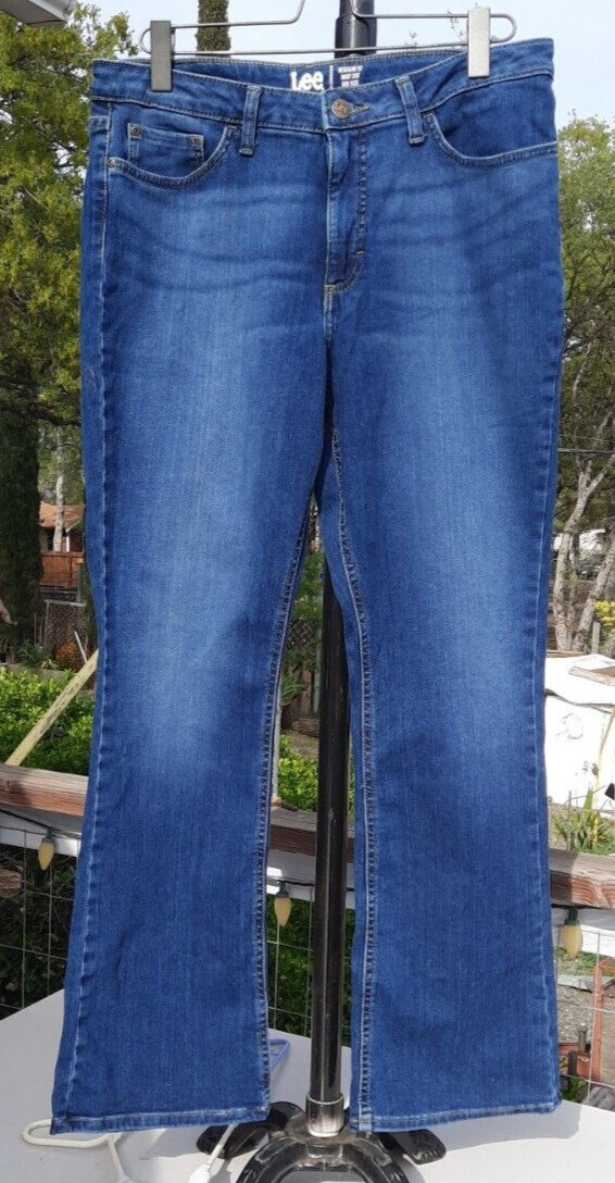 Black mid rise bootcut jeans 2025
