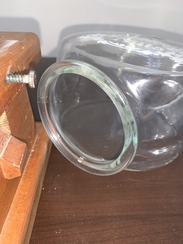 Dispensador de tuercas vintage máquina de caramelo de goma vidrio de madera - Imagen 10 de 12