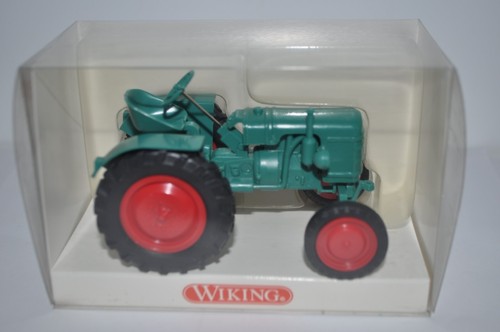 Wiking 877 39 35 (1/30 Scale) - FAHR Farm Tractor (Turquoise) NEW w/Box - Picture 1 of 7
