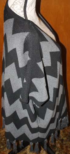 POL Chevron Cardigan Sweater Fringe Trim Open Front Black/Gray Shawl Topper L - Picture 5 of 7