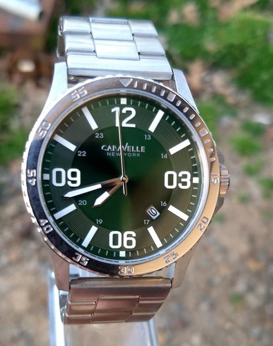 Caravelle New York by Bulova 43B129 Mens Green Dial Quartz Date Watch. - Picture 5 of 8