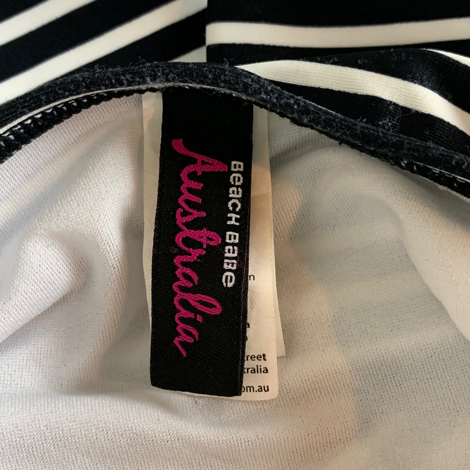 Beach Babe Australia Womens 1 Piece Swimsuit Black & White Stripes Size