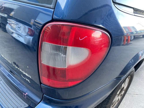 CHRYSLER VOYAGER 03/1997-04/2001 RIGHT TAILLIGHT P/N 4857306AA 4857306AB