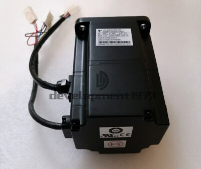 NEW Yaskawa SGMPH-04A2A-YR52 Servo Motor
