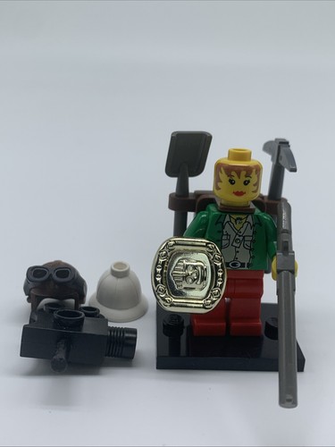 PIPPIN REED / MISS GAIL STORM MINIFIGURE 5935/5905 JUNGLE DINO ADVENTURES LEGO® - Picture 5 of 5