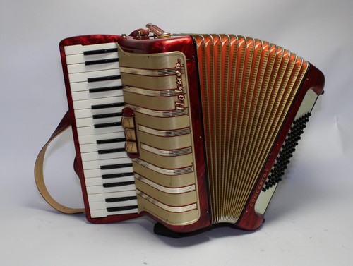 Acordeón, Hohner Concerto II, 72 bajos, - Imagen 4 de 15