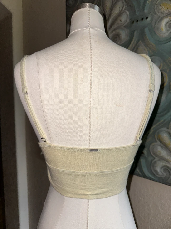 Bralette Gilly Hicks Talla M Amarillo Pálido Foto 3 de 4