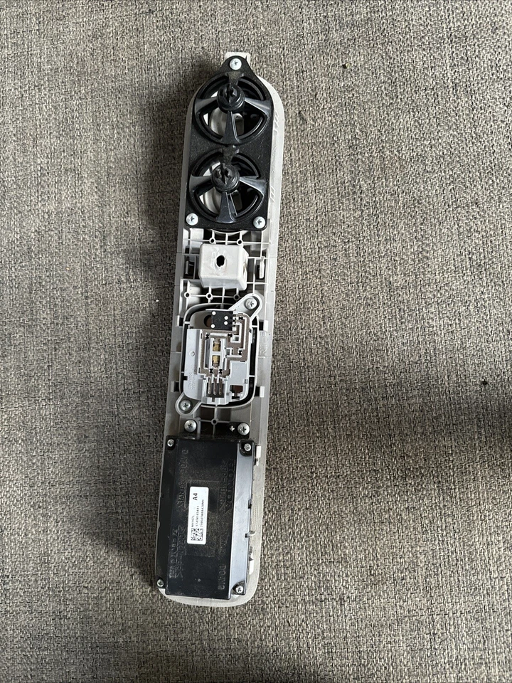 Honda Odyssey 2011-17 techo trasero derecho ventilación aire cúpula luz climatización Foto 2 de 3