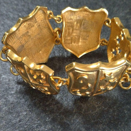 Lindo Brazalete Pulsera CELINE Marca AUTÉNTICA Logo Cadena De Colección Raro DORADO Ganchini Envío Gratis - Imagen 2 de 8