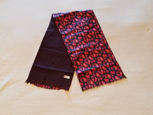 Vintage Dartmouth Co-Op Hanover, N.H. 50% Virgin Wool 50% Cashmere Scarf - Picture 2 of 6