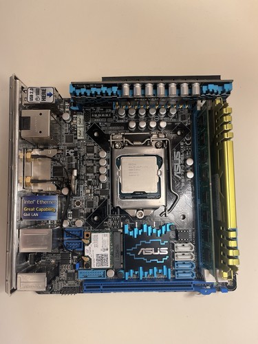 ASUS P8Z77-I DELUXE Motherboard + Intel i7-3770 CPU + 8GB RAM Combo