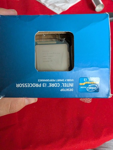 Intel Core i3-3220 - 3.3GHz Dual-Core Processor, great condition, read details - Picture 5 of 6