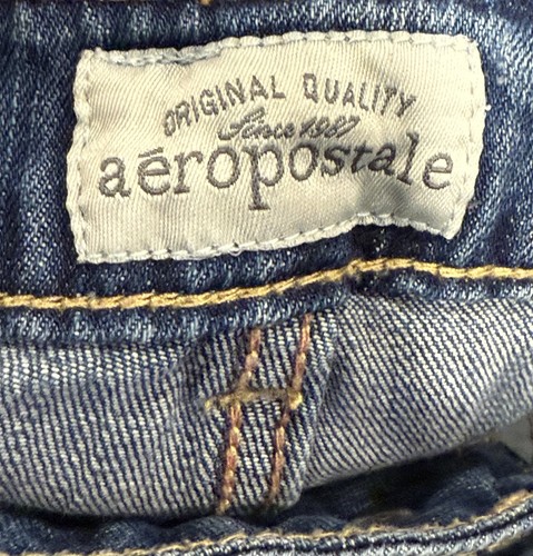 Women’s Juniors Size 1 / 2 Aeropostale Denim Cutoff Jean Shorts - Picture 3 of 6