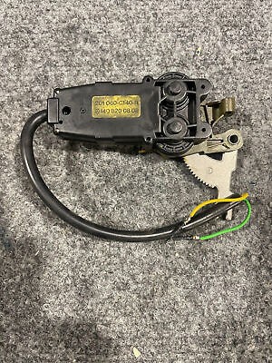 Mercedes-Benz RH Door Mirror Drive Motor - 140-820-08-08 - For MBZ 300SD & More - Picture 2 of 3